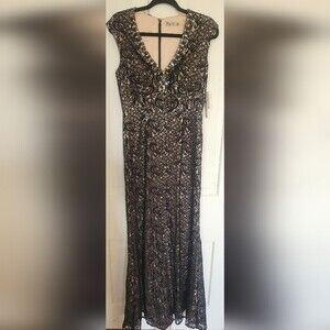NWT Eliza J Lace V-Neck Gown Black Size 6